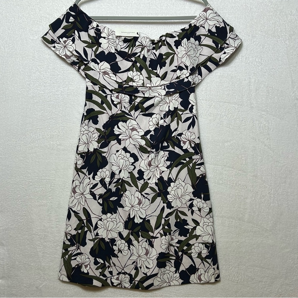 Banana Republic Off The Shoulder Midi Floral Dress White Black Green